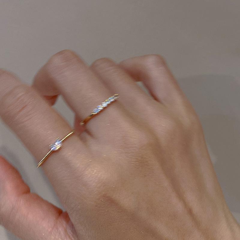 Korean Style Zircon Heart Ring: Exquisite Light Luxury Women's Design