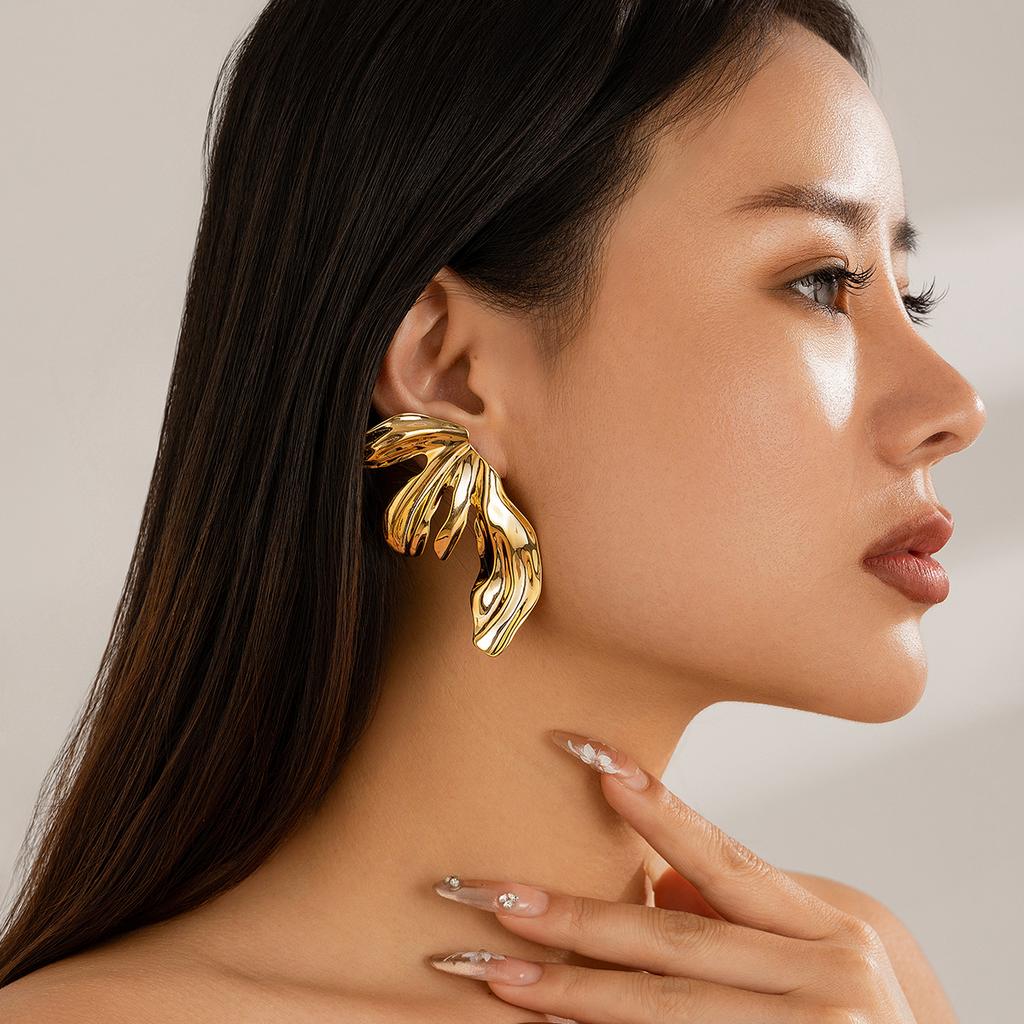 IngeSight.Z Asymmetric Lily Flower Petal Earrings for Women Vintage Gold Color Geometric Stud Earrings Ladies Jewelry