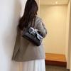 Pu Ladies Shoulder Bag With Pearl Bow Knot For Daily Use