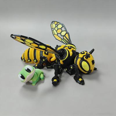 3D Printed Mechanical Bee, Cyberpunk Articulated Bee Toy, Movable Joint Detachable Wings Creative Desk Decor Gift