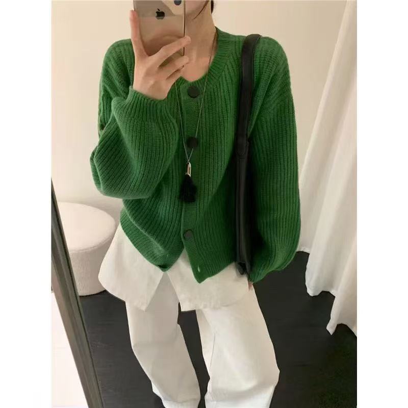Autumn/winter new round neck single-breasted long-sleeve simple casual knit cardigan, lazy style sweater, thick jacket for women