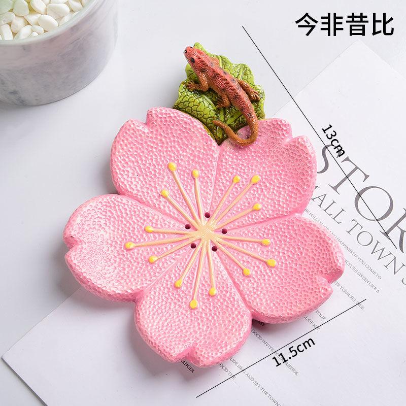 Creative Animal Teddy Dog Soap Dish, Resin Personalized Drain Soap Holder Bathroom Toilet Cute Cartoon Small Soap Box
