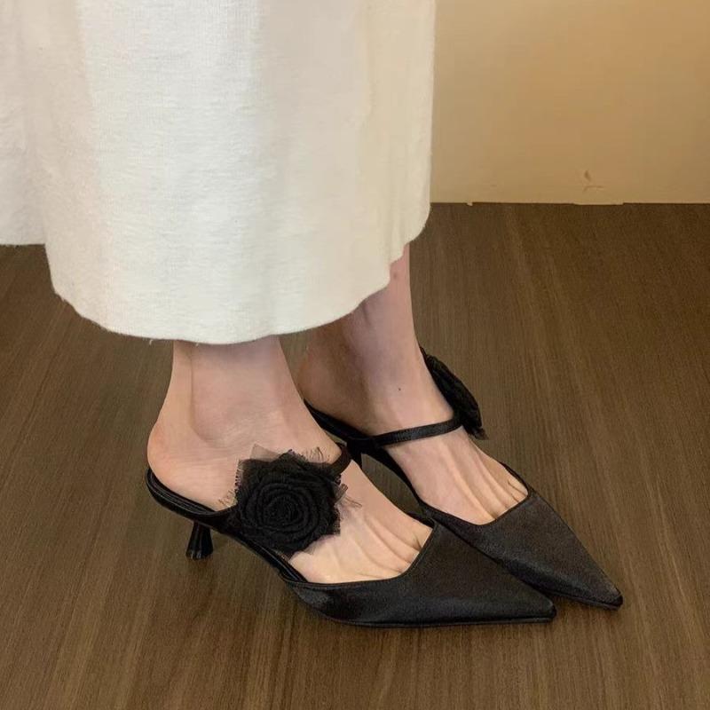 

High-heeled Flower Baotou Half-drag New Spring and Summer Wear Outward Pointed Toe Shallow Mouth One-band Silk Satin Cool Drag 42 чорний