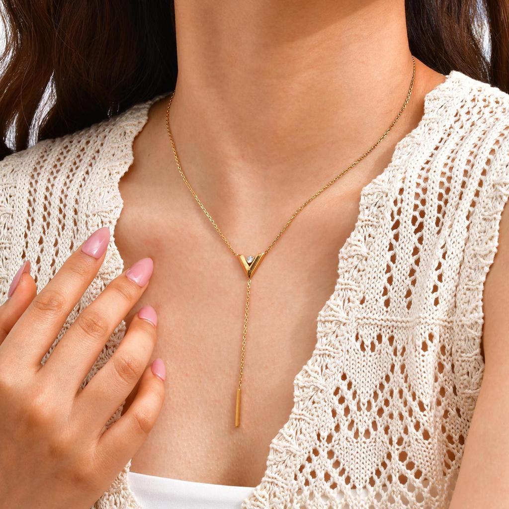 Ladies Stainless Steel Corner Cross Chain Y Necklace, Fashion Collarbone Chain Accessories Nc-2251