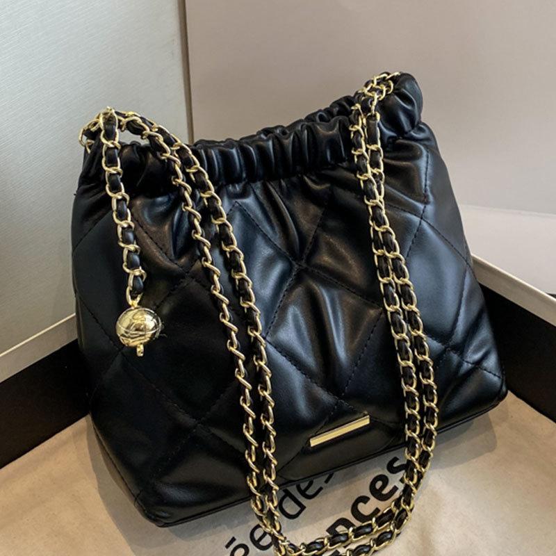 Bag Women's Bag Summer New Fashion Casual Diamond Shoulder Bag Commuter Internet Celebrity Chain Messenger Bag