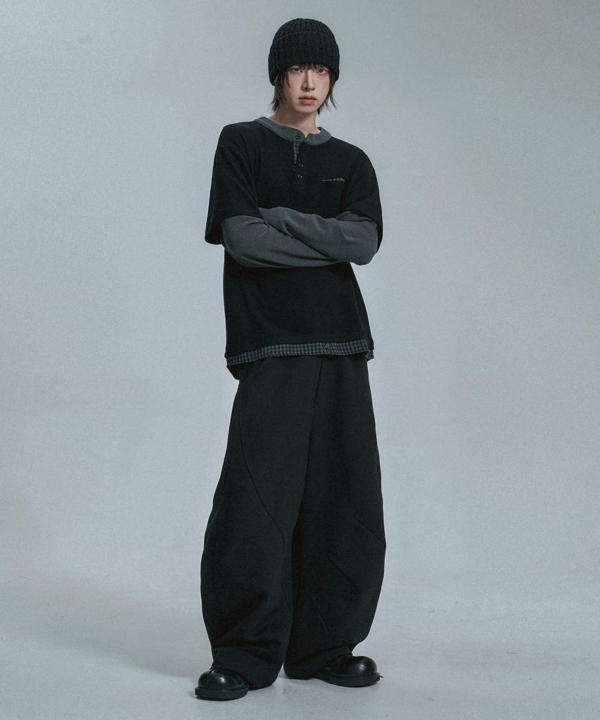 MOO Curved Line Dart Balloon Sweatpants - Black