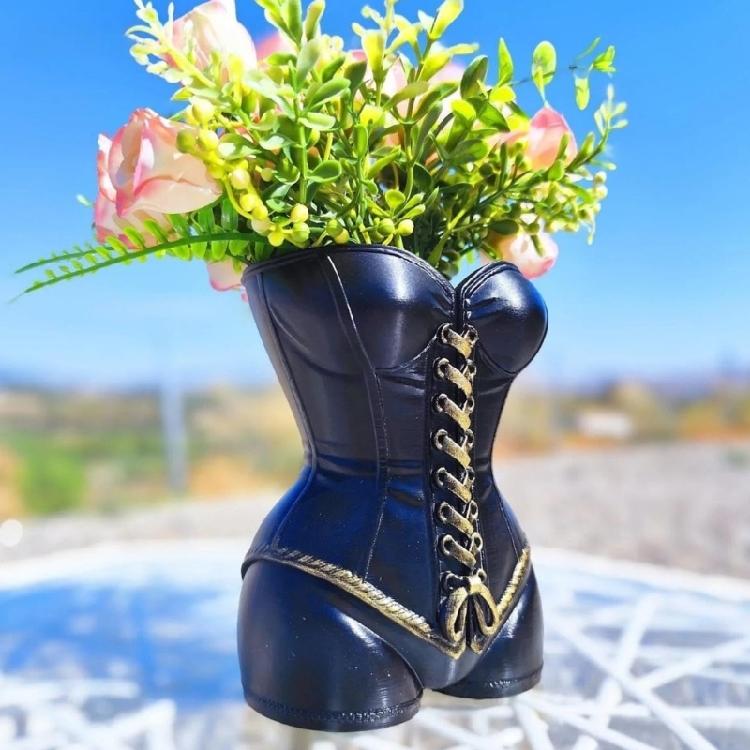 Fashionable 3D Printed Corset Shape Planter Modern Sculptural Design Flower Pot Vases For Living Space Plant Display