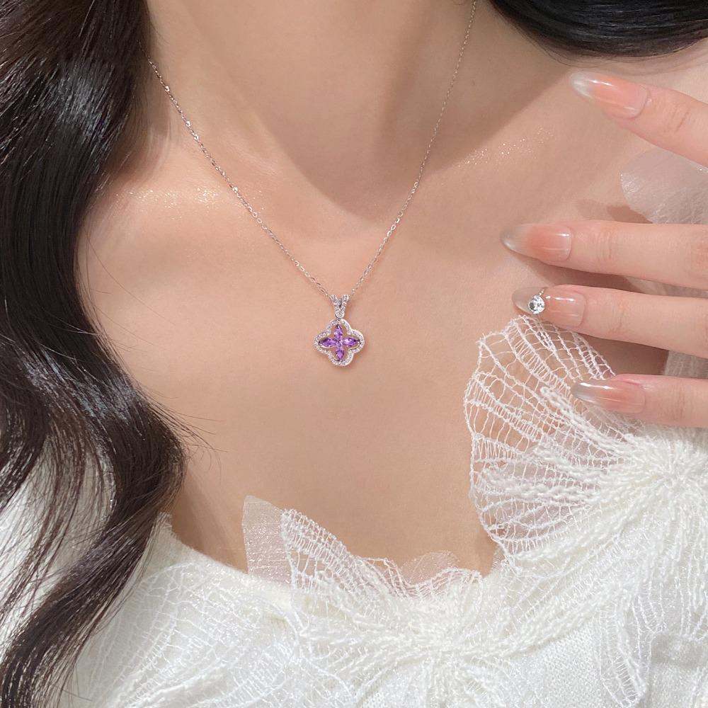 Titanium Steel Lucky Four-leaf Clover Necklace Zircon Exquisite Four-leaf Clover Bracelet and Ring Jewelry Set