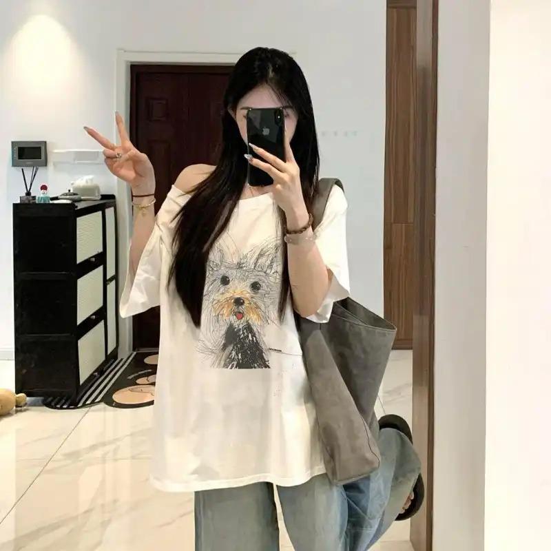 

Casual Simple and Trendy Slanted Shoulder T-shirt for Women in Summer Relaxed Retro Hottie Commuting Temperament Top XL білий