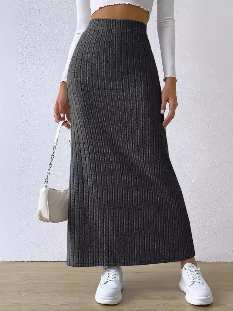 2025 High-Waisted Knit Skirt with Side Slit - Autumn/Winter European & American Style for Women