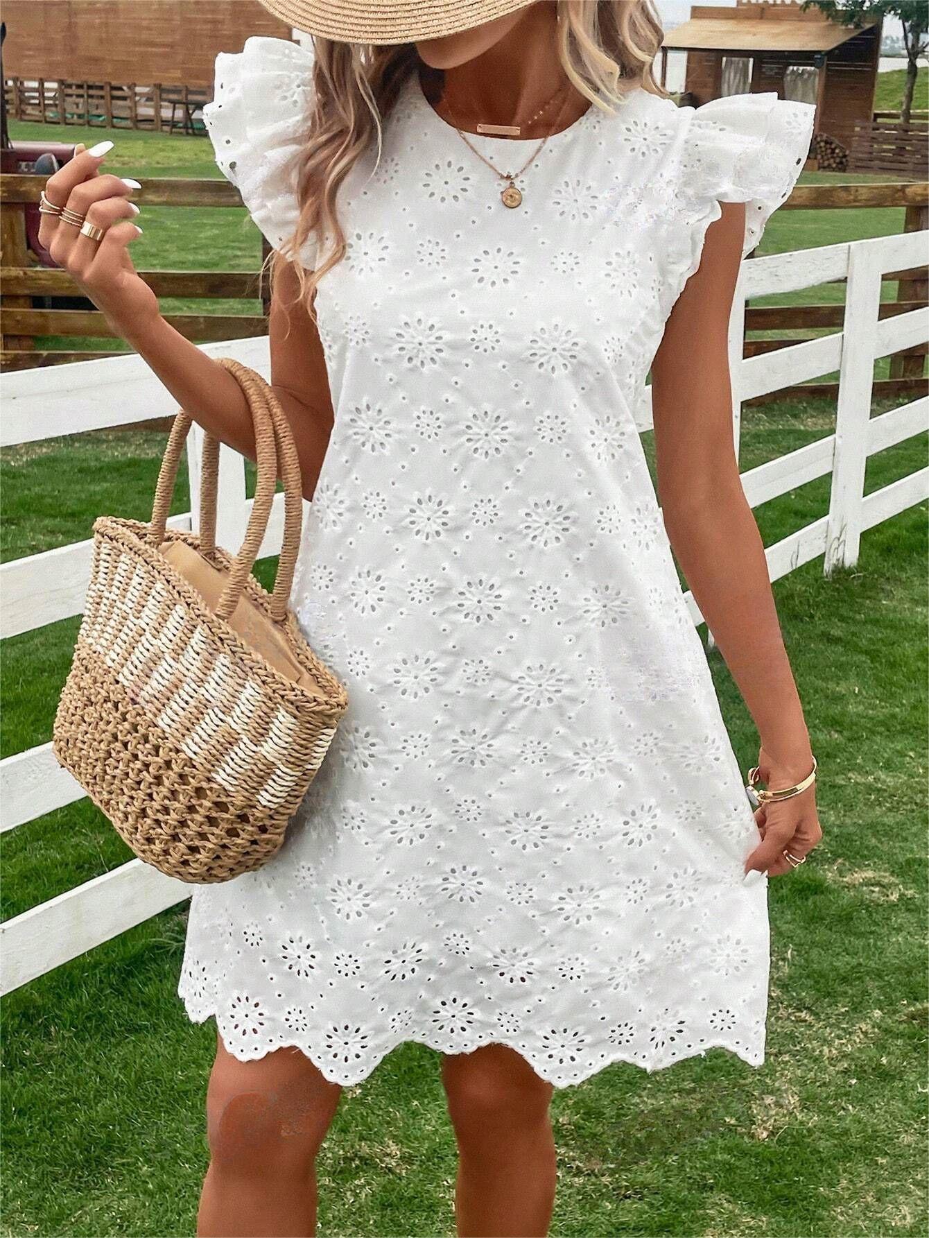 

Floral Lace White Summer Dress with Ruffled Sleeves and Flared Hem, Casual Boho Chic Women s Dress S белый