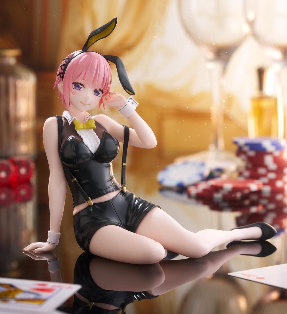 Taito The Quintessential Quintuplets Desktop Cute Figure Nakano Ichika (Bunny Ver.)