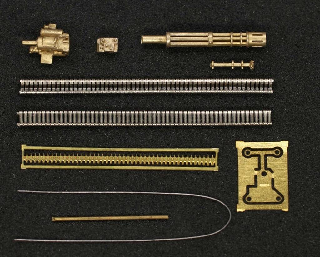 Mini World M134 Minigun raný typ Plastové modelové díly MNW7296b 1/72 7,62 mm (s tlumičem) (Válečný)