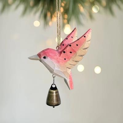Hand-Carved Hummingbird Figurine with Bell Wooden Wind Chime Pendant Wood Grain with Soothing Sound Mini Sculpture