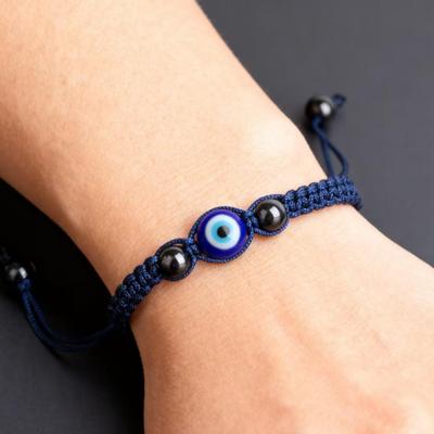 Bracciali – Braccialetti intrecciati