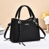 Trendig Kvinnas Utsökt Axel- och Crossbodyväska i Koreansk Stil - Mångsidig Stor Väska för Damer