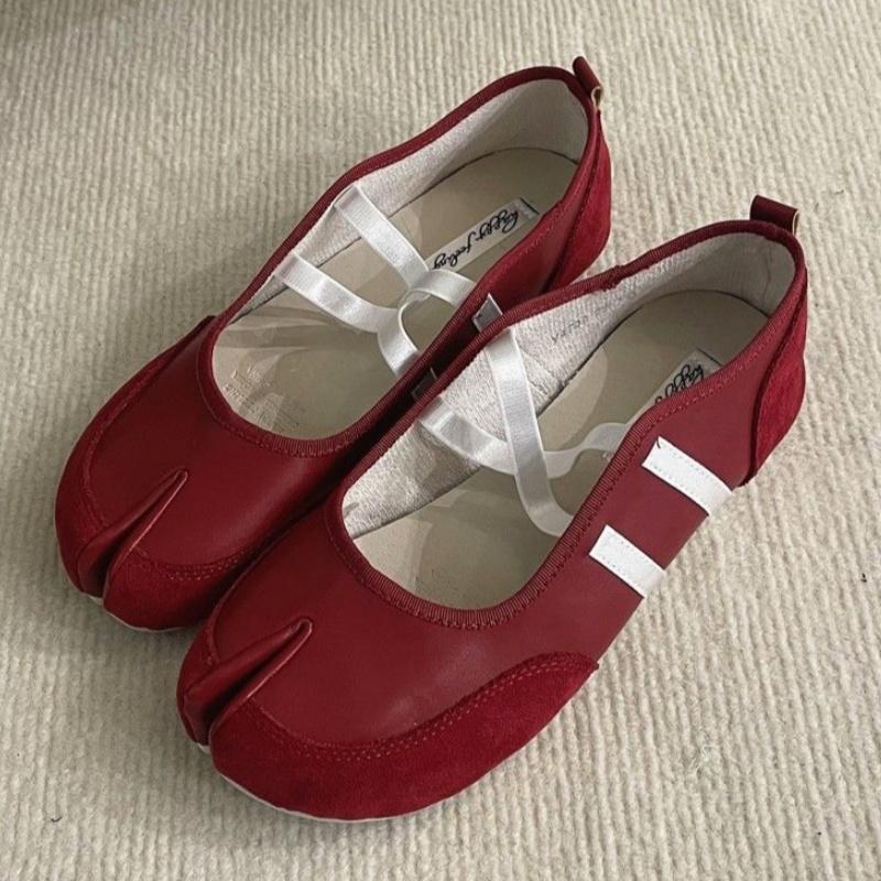 Fashion Elegant Cross Strap Split Toe Flat Shoes 2025 Mary Jane Casual Soft Outside Low Heels Shoes Walking Slip On Loafers Lady Flats