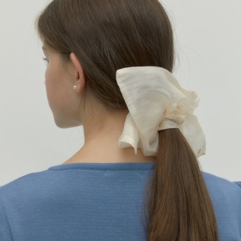 DEPOUND Oganza Square Scrunchie - Ivory