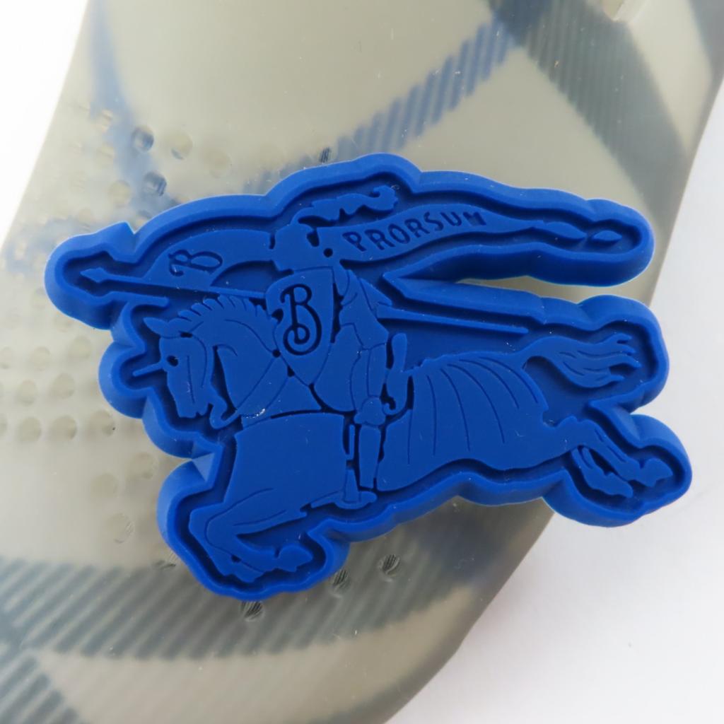 Pristine BURBERRY Sandals Check Pattern Flat Rubber with Logo Charm gray 35 Used