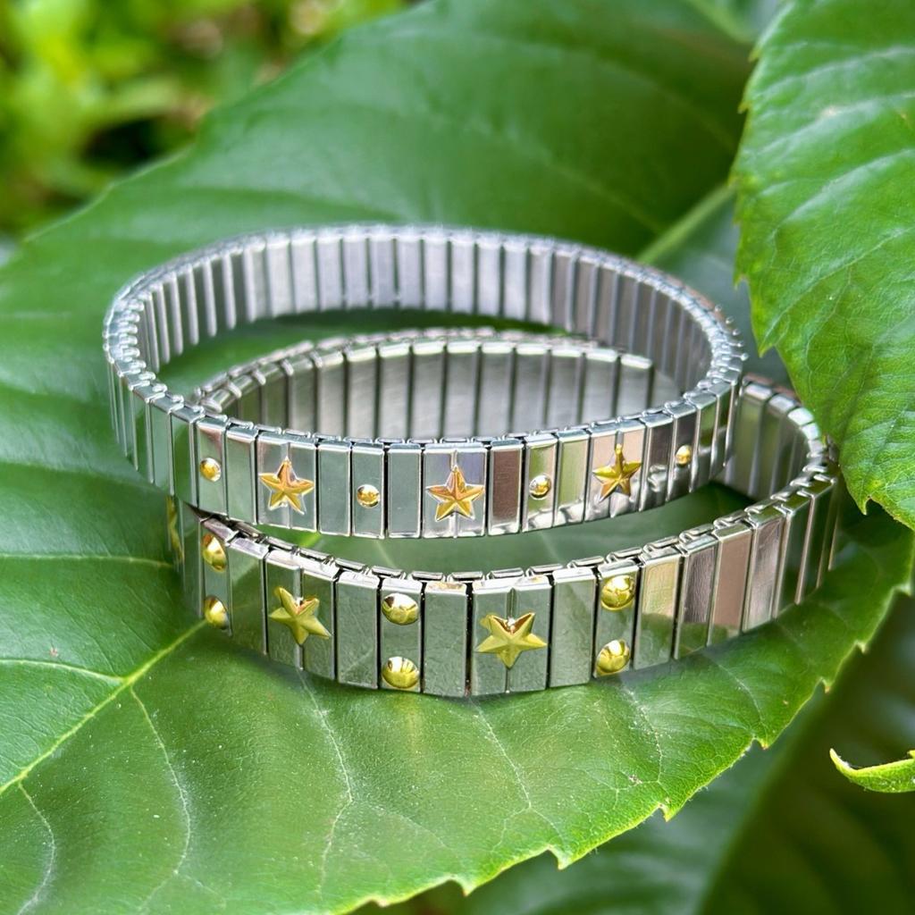 24 Simple Intellectual Temperament Embossed Star Stainless Steel Elastic Bracelet Suitable For Women'S Daily Wear