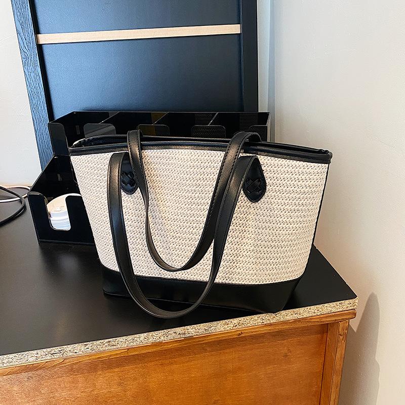Женская сумка через плечо большой вместимости Летняя Новейшая Соломенная сумка Модная Одноплечевая Сумка-тоут Сумка под мышку