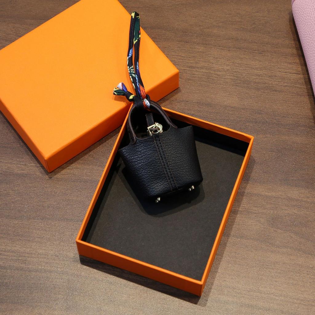 Mini Leather Earphone Case Keychain - Cute Small Headphone Holder Bag Charm , Key Ring Pendant for Handbags Backpacks