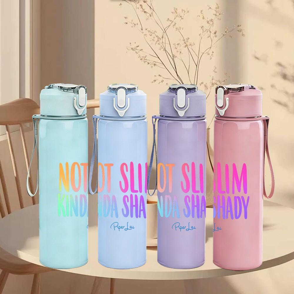 1PC Not Slim Kinda Shady Color Text Print 750ml Color Plastic Sports Water Bottle Leakproof Flip Straw Lid Suitable for Sports Office Home Use