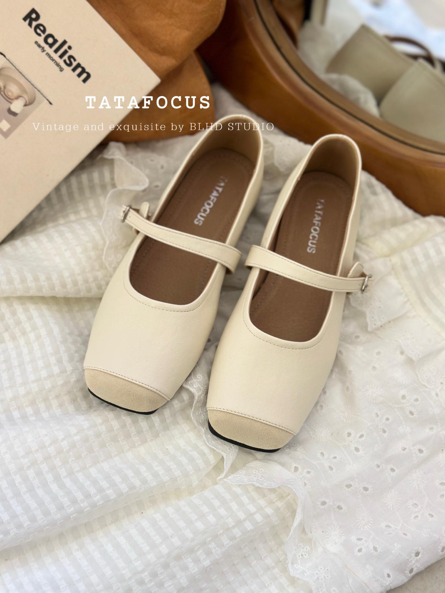 

Splicing square head, thin, shallow mouth, flat-soled single shoes for women s 2025 spring new one-word belt, comfortable with skirt, grandma shoes 35