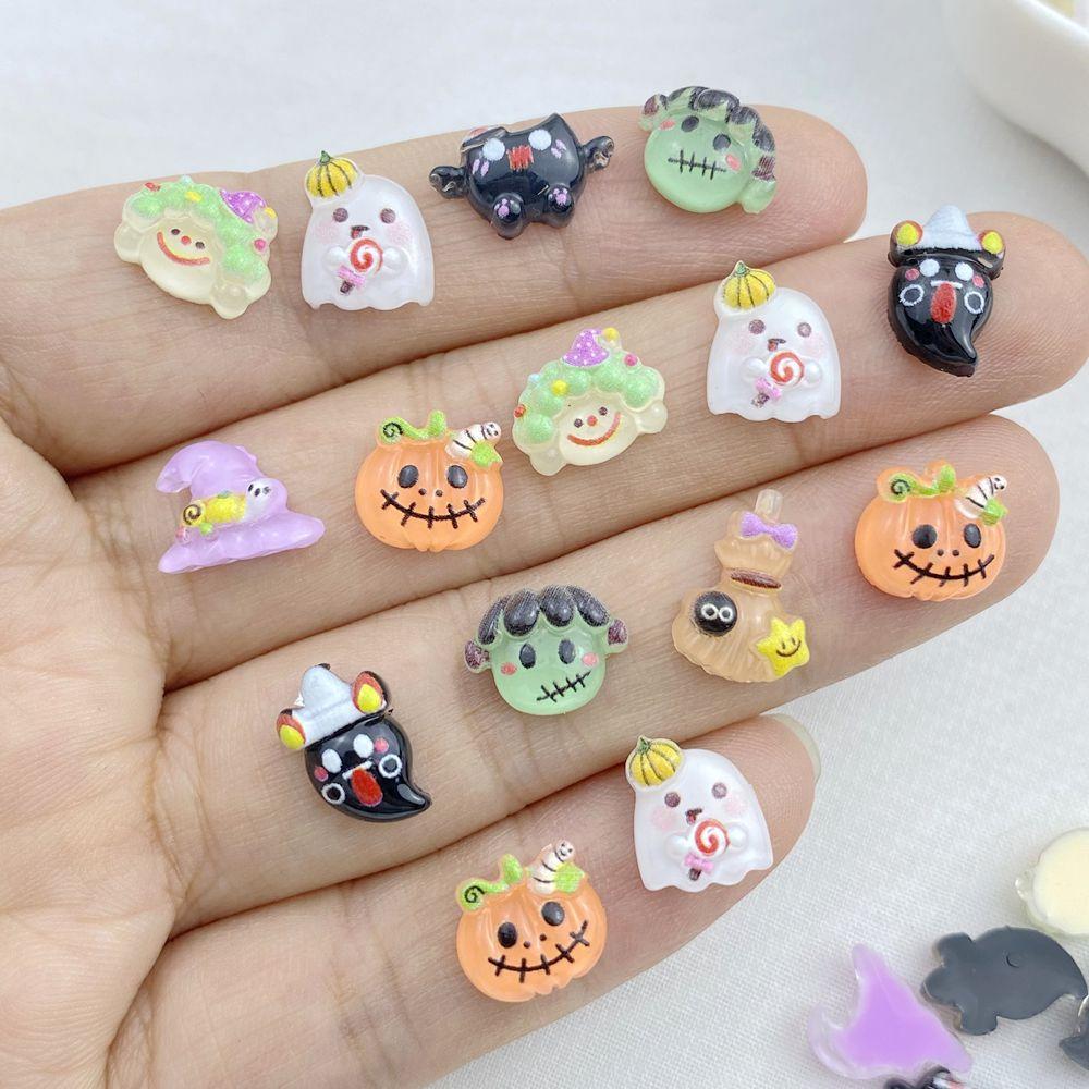 50Pcs New Cute Resin Small Halloween Collection Flat Back Ornament Jewelry Making Manicure Hairwear Accessories
