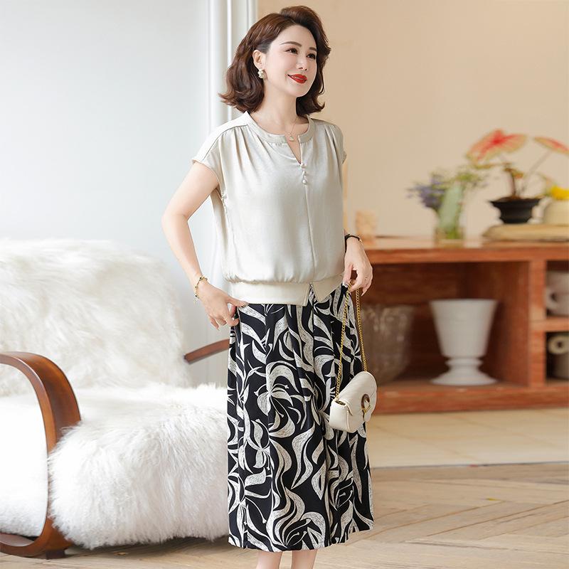 

Stylish Summer Chiffon Two-Piece Set for Middle-Aged & Elderly Mothers 2026 5XL (145-160 jin)