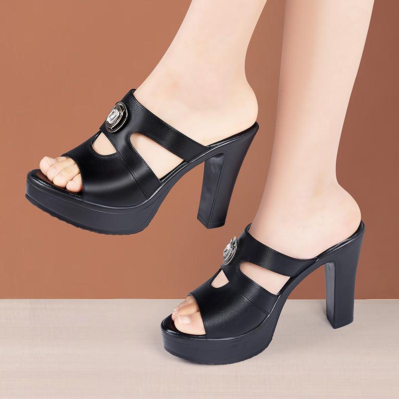 

10cm All Match Office Ladies Elegant Patent Leather Slippers Platform Shoes 2025 Summer Block High Heels Slides Model Party 34 чорний