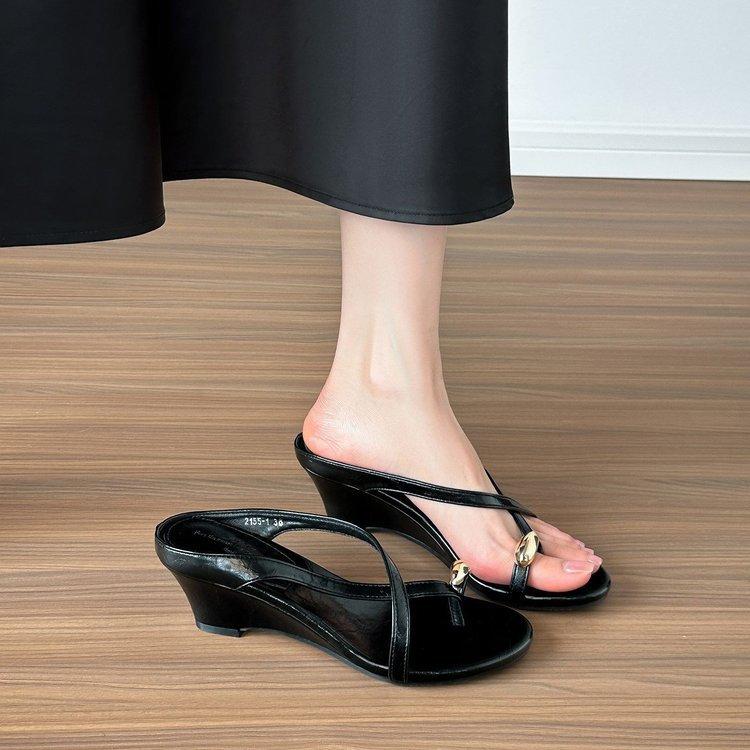 Anti-slip Shoes - New Wedge Heels - Women's Retro Flip-flops