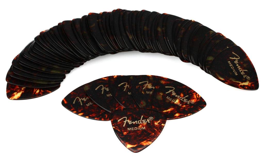 Fender Pick 346 SHAPE CLASSIC CELLULOID PICKS 72 - COUNT,MEDIUM