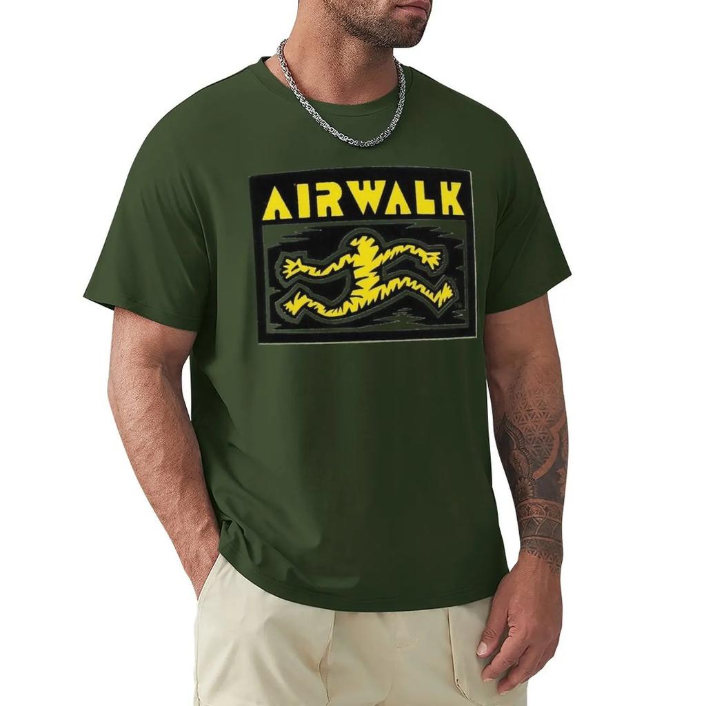 Laufender Mann Airwalk Schuhe Skateboard Design Classic TShirt Graphics Oversizeds Black T Shirts for Men