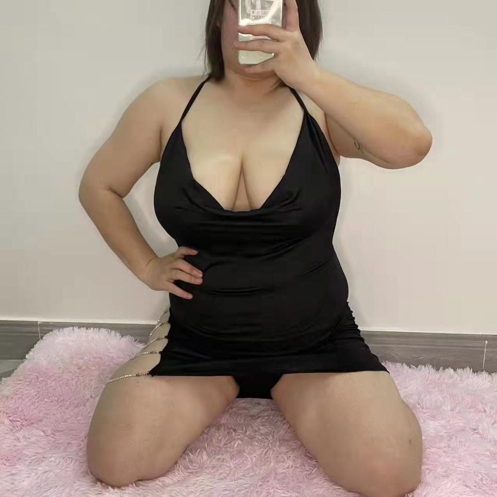 Sexy plus-size erotic lingerie, passionate set, super sexy nightgown, hot uniform, tempting fat girls, clothing weighing 200 pounds