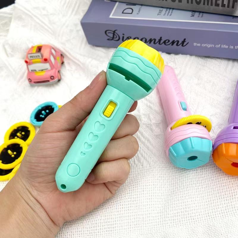 1Pcs+3Carsd Cartoon pattern projection flashlight toy glowing puzzle toy