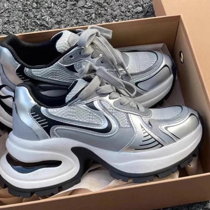 Fashion Silver Increase  Thick Bottom Sneakers Female 2024 Fall and Winter New Leather Casual Pops Shoes Sneakers Women Hot Style