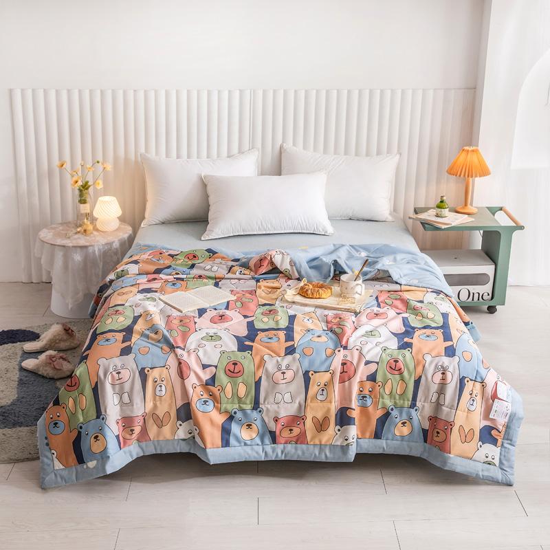 Funny Cartoon Bear Quilt Cotton Summer Air Conditioning Quilted Quilt Soft Skin-friendly Breathable Multifunction Thin Blanket