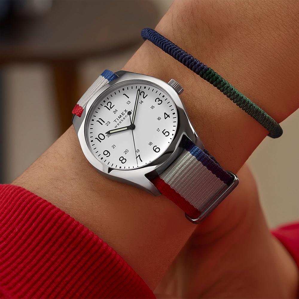 [Timex] [Timex] Weekender New England Stripe Strap Wristwatch 39mm TW2Y15500