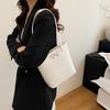 Big Bag Women 2025 New Fashion Commuter This Year Popular Butterfly Tote Women's Bag Large Capacity Beautiful Shoulder Bag
