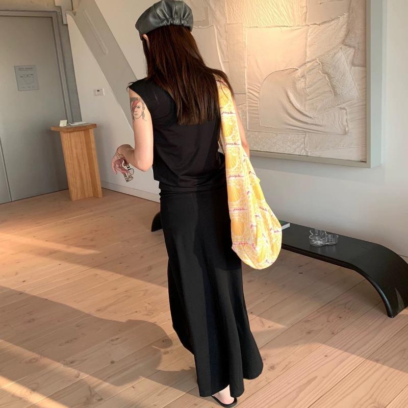 A Casual and Laid-back Large-capacity, Fresh and Artistic Single-shoulder Tote Bag