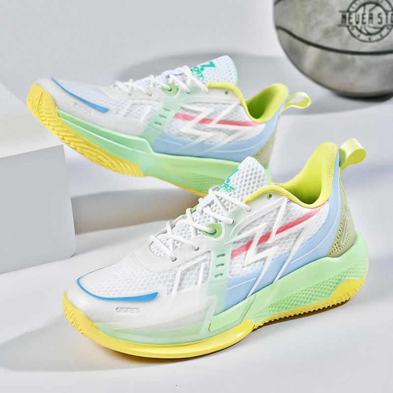 low-top actual combat mesh surface breathable, non-slip, wear-resistant, shock-absorbing, lightweight soft-soled student luminous sports shoes