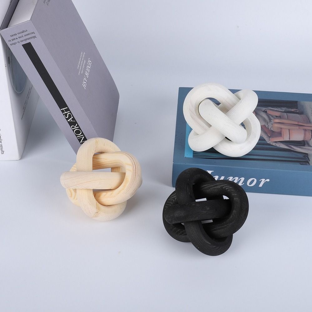 Farmhouse Hand-carved Modern Rustic Design Wooden Buckle Table Ornament Wood Knot Wooden Chain Ball