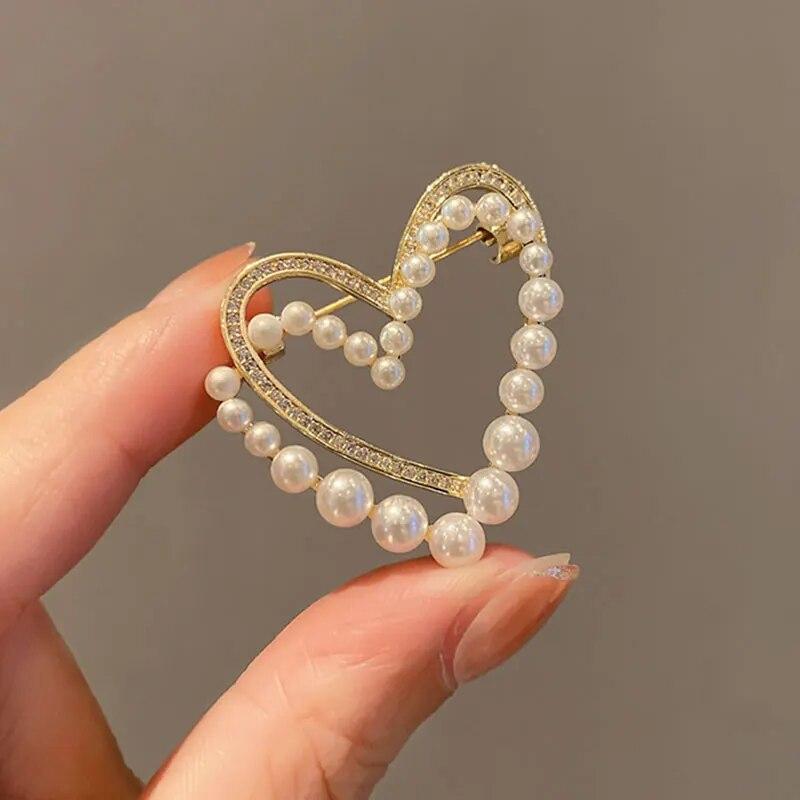 Rhinestone Dragonfly Brooches For Women Elegant Temperament Animal Brooch Pins Charm Jewelry Wedding Gifts