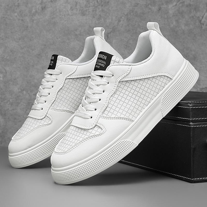 Mens Board Shoes 2026 New Mesh Breathe Splicing Design Comfortable Lightweight Daily Casual Sports Skate Shoes for Man