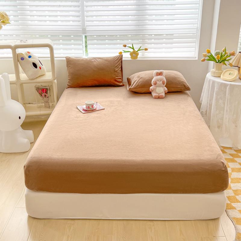 Solid Color Skin-Friendly Milk Fiber Fitted Sheet Brushed Anti-Scratch Simmons Mattress Cover Bedspread Non-Slip All-Inclusive