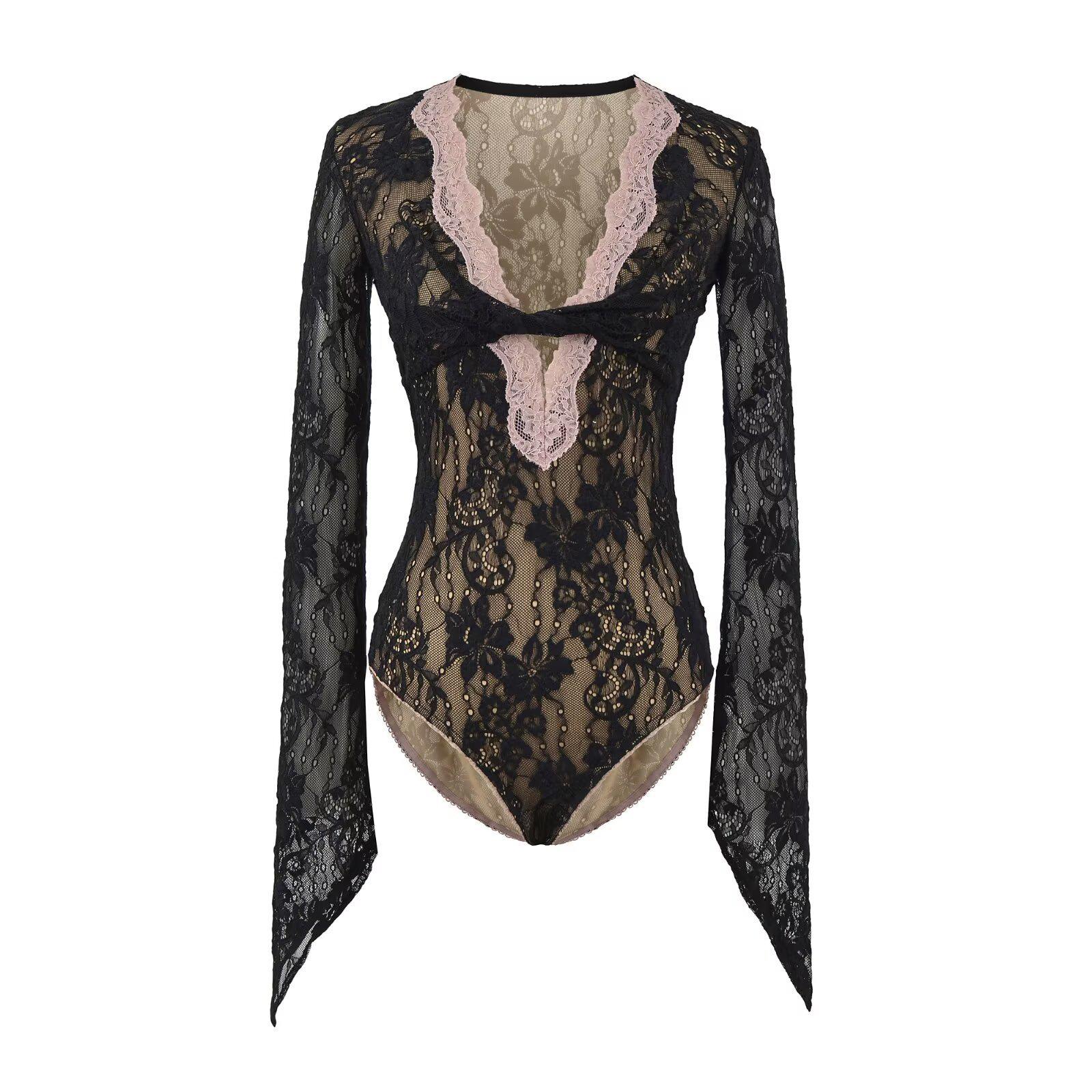 

Sensual V-Neck Lace Bodysuit with Floral Crochet and Twisted Detail Medium чорний