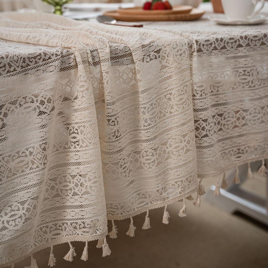 1pc Rustic Crochet Lace Tablecloth with Tassels – Elegant Diamond Plaid Design, Cream Floral Patterns, Perfect for Weddings, Family Banquets