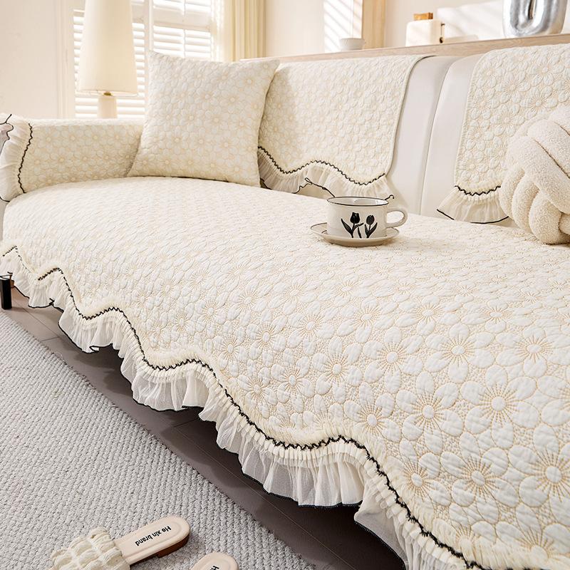

Чехол на диван во французском кремовом стиле, цельный чехол на прямой диван, высококачественная кожаная нескользящая подушка для дивана 70*70cm