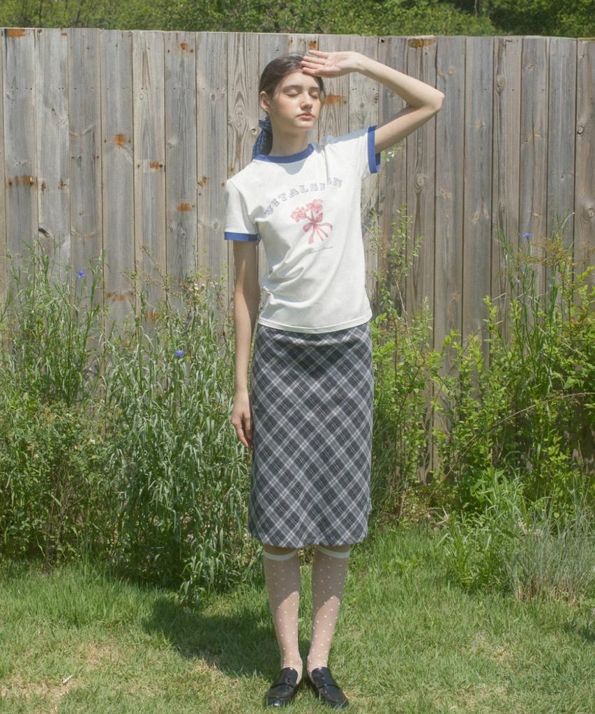 Baitalssain Lily Ribbon Ringer T-Shirt (Ivory)